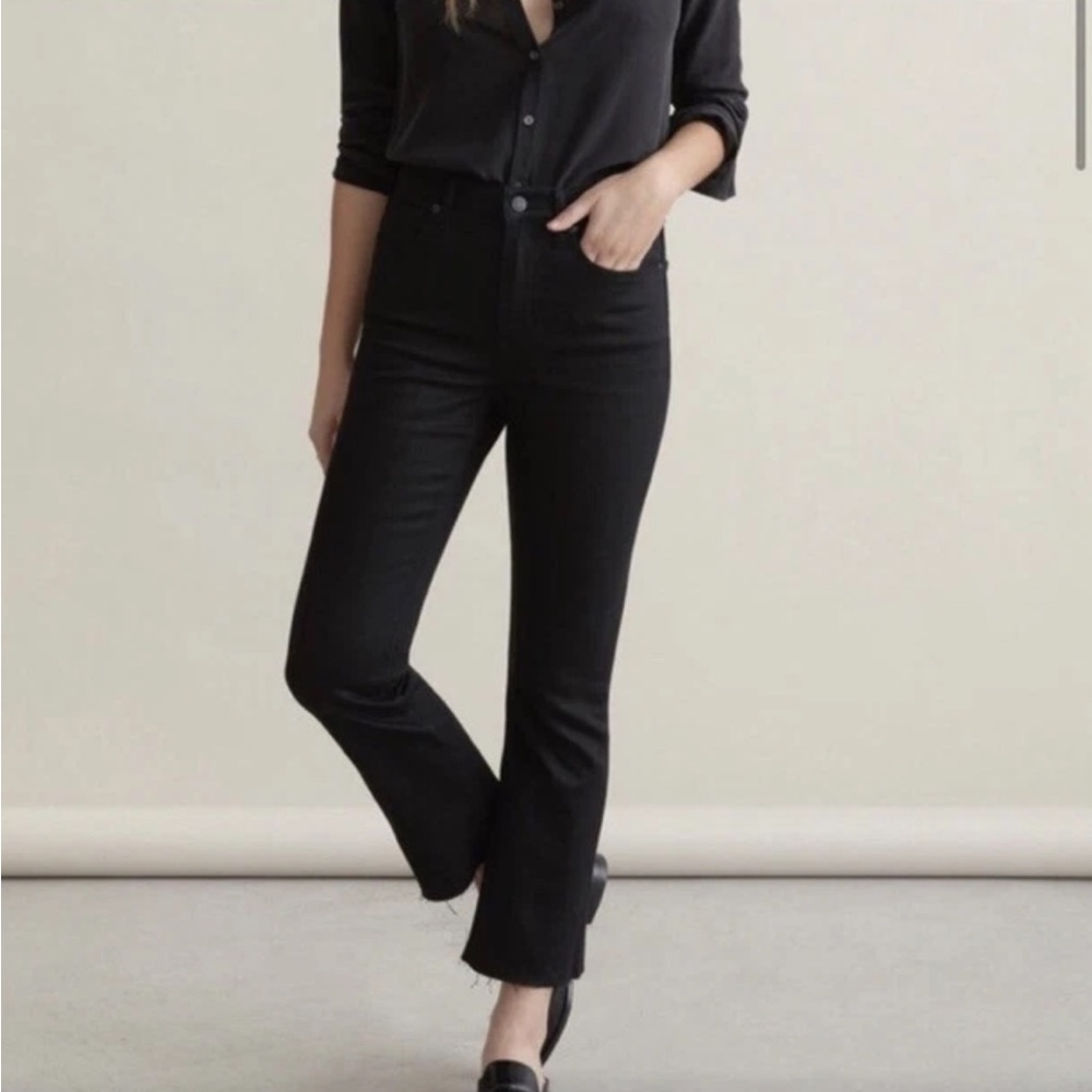 Everlane Black The High Rise Kick Crop Jean Raw Hem Size 27 Regular Flare